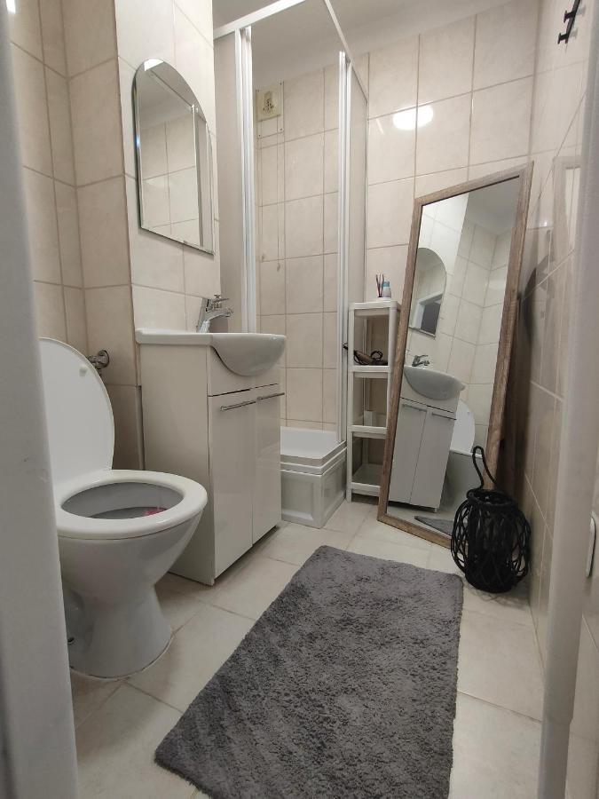 Appartement Apartament Szmaragdowy Centrum à Varsovie Extérieur photo